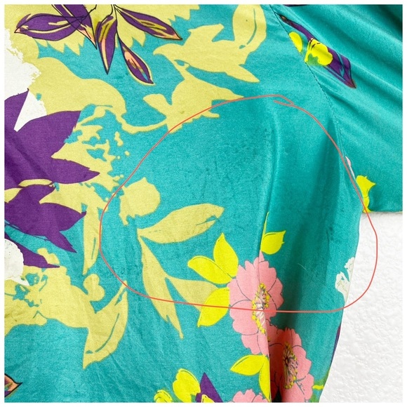 CAbi Poetry Silk Floral Print Tunic Size Medium‎ - Picture 10 of 12